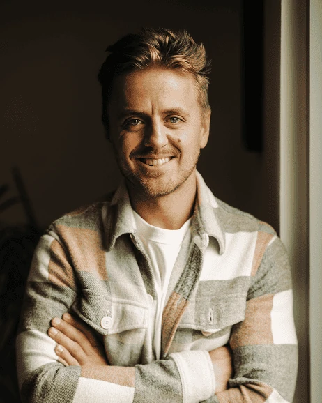 Portrait de Michel, fondateur de DENO Agency